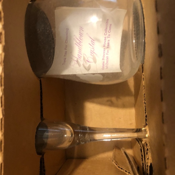 Princess House Heritage Crystal Hurricane Lamp - Picture 4 of 4